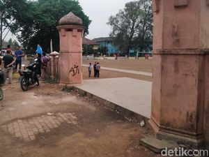 Detik-detik Istri Penusuk Wiranto Serang Kapolsek Menes Pakai Gunting