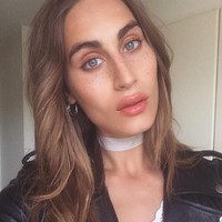 Hal ini tampaknya dilakukan Victorias Secret setelah belakangan mendapat kritik karena kurangnya keberagaman di fashion show mereka. Selain model transgender, untuk pertama kalinya VS akan menampilkan model berukuran 14. Foto: Instagram @itmaybemay