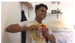 Potret Kelakuan Konyol Pria Bucin yang Pose di Supermarket