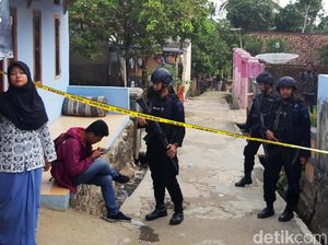 Teror bagi Demokrasi