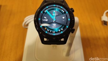 Huawei juga menyematkan ROM 4 GB yang bisa digunakan untuk menyimpan lagu. (Foto: detikINET/Virgina Maulita Putri)