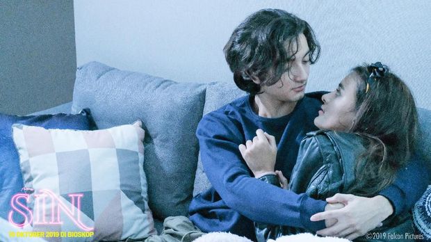 'SIN' Kisah Cinta Sepasang Remaja