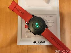 Wujud Huawei Watch GT 2 yang Baterainya Awet 2 Minggu