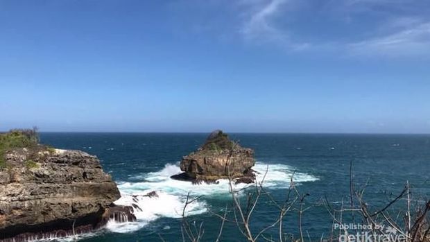 Pantai Srau