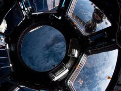 Jepretan Bumi Bulat dari Astronot Arab di Antariksa