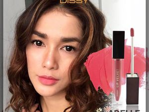 Bisnis Lipstik Laris, Ussy Sulistiawaty Andalkan Promosi dari Mulut ke Mulut