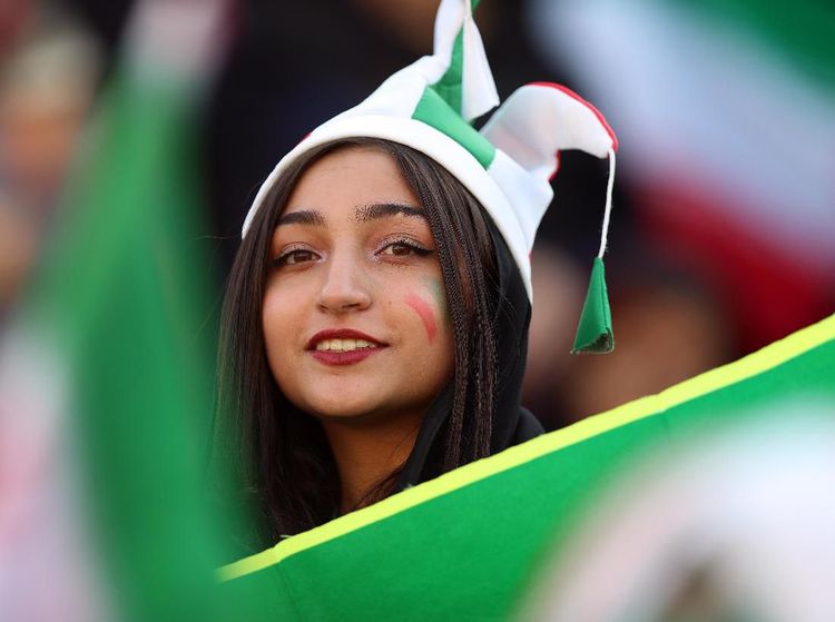 Ketika Perempuan Iran Merdeka di Dalam Stadion Sepakbola