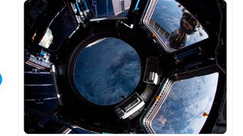Uni Emirat jelas bangga. Welcome back dari perjalananmu sebagai astronot Arab pertama di ISS. Kami bangga terhadap prestasimu dan pengetahuan yang kami dapat dari perjalananmu, kata Sheikh Mohammed bin Rashid Al Maktoum, Perdana Menteri Uni Emirat Arab. Foto: Twitter