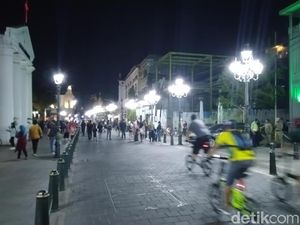 Melihat Car Free Night Pertama di Kota Lama Semarang