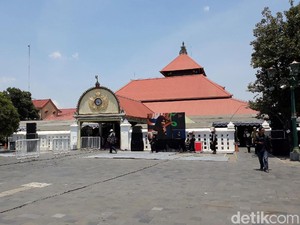 Acara Muslim United di Masjid Gedhe Tak Berizin, Ini Penjelasan FUI
