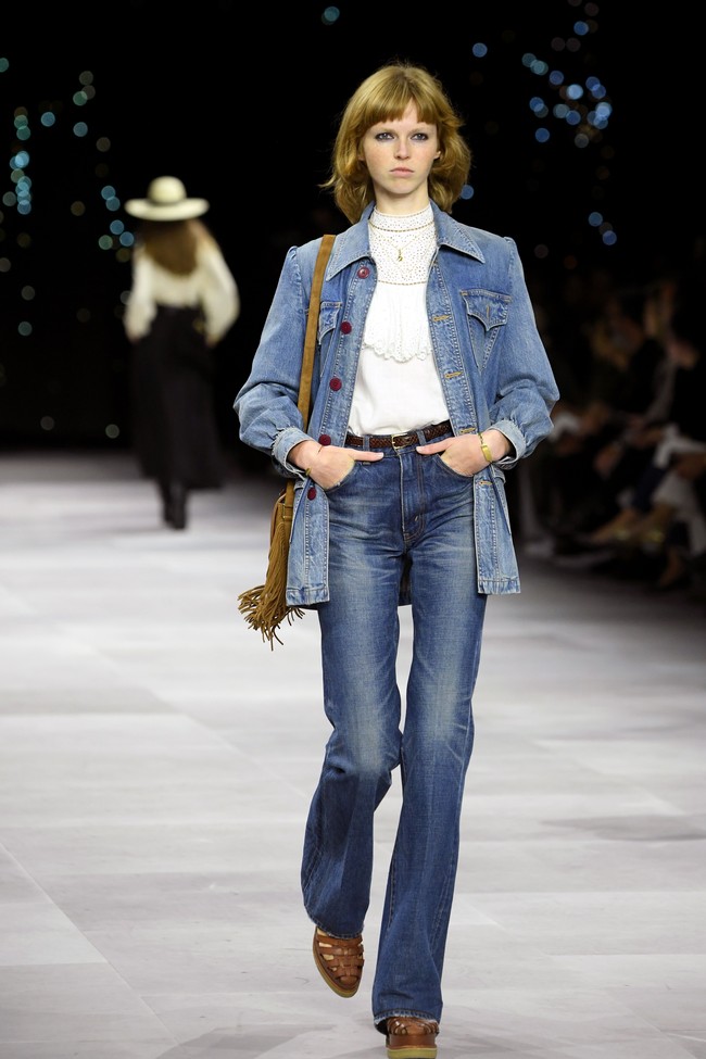 Koleksi ready to wear Celine untuk musim semi 2020 yang ditampilkan di Paris Fashion Week 2020, Prancis. Minggu (27/9/2019). Photo by Pascal Le Segretain/Getty Images.