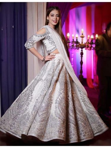 Kisah Hijrah Aktris Cantik, Masuk Islam Setelah Sempat Jadi Atheis