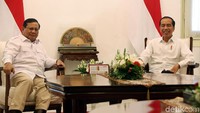 Terkait hal tersebut, Prabowo Subianto mengatakan kepentingan nasional haruslah diutamakan. Karena itu, Prabowo menyatakan Gerindra siap membantu pemerintah andai diperlukan.