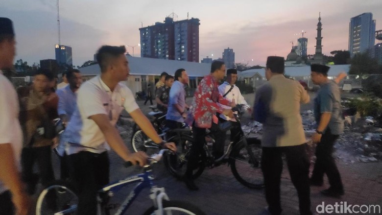 Naik Sepeda, Anies Hadiri Doa Bersama TNI-Polri untuk Indonesia Naik Sepeda, Anies Hadiri Doa Bersama TNI-Polri untuk Indonesia