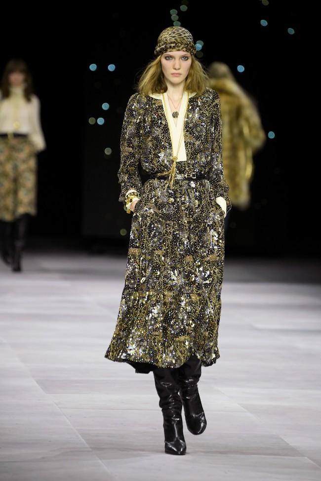 Koleksi ready to wear Celine untuk musim semi 2020 yang ditampilkan di Paris Fashion Week 2020, Prancis. Minggu (27/9/2019). Photo by Pascal Le Segretain/Getty Images.