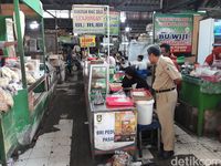 Enaknya Camilan dari Kampung yang Dijajakan Sebagai Lenjongan
