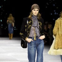 Koleksi ready to wear Celine untuk musim semi 2020 yang ditampilkan di Paris Fashion Week 2020, Prancis. Minggu (27/9/2019). Photo by Pascal Le Segretain/Getty Images.