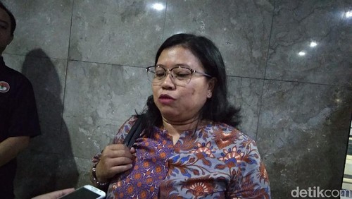 Wakil Ketua LPSK, Susilaningtias di RSPAD Gatot Soebroto, Jakarta Pusat,