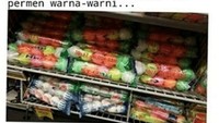 Permen yang identik dengan warna-warni membuat apapun yang punya warna cerah terlihat seperti permen. Salah satunya kamper yang sering dikira permen oleh anak-anak. Foto: istimewa