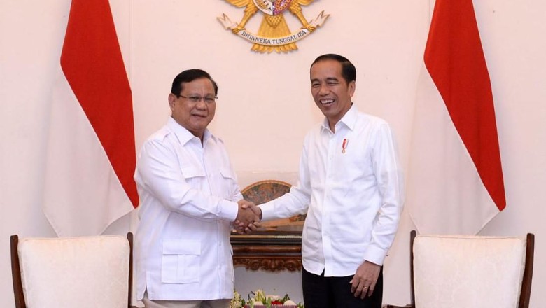 Siapa Tak Suka Jokowi-Prabowo Mesra? Siapa Tak Suka Jokowi-Prabowo Mesra?