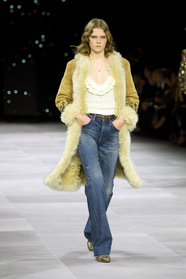 Koleksi ready to wear Celine untuk musim semi 2020 yang ditampilkan di Paris Fashion Week 2020, Prancis. Minggu (27/9/2019). Photo by Pascal Le Segretain/Getty Images.