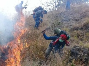Rinjani dan Tambora Sedang Berduka