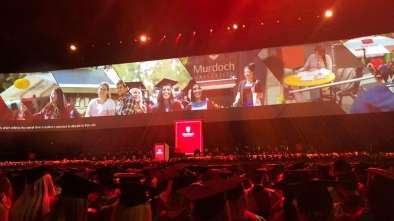 Dosen Australia yang Bongkar Skandal Bahasa Inggris Mahasiswa Asing Digugat Dosen Australia yang Bongkar Skandal Bahasa Inggris Mahasiswa Asing Digugat