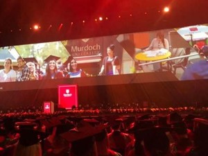 Dosen Australia yang Bongkar Skandal Bahasa Inggris Mahasiswa Asing Digugat