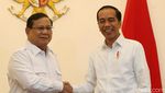 Ekspresi Jokowi Saat Bertemu Prabowo di Istana Merdeka