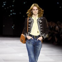 Koleksi ready to wear Celine untuk musim semi 2020 yang ditampilkan di Paris Fashion Week 2020, Prancis. Minggu (27/9/2019). Photo by Pascal Le Segretain/Getty Images.