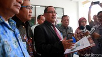 Komisoner Komnas HAM, Beka Ulung Hapsara, yang menerima pengaduan ini menyatakan Komnas HAM bakal memverifikasi lagi laporan mereka. Beka menyebut komisioner Komnas HAM bakal mendatangi Wamena pekan depan untuk menindaklanjuti investigasi awal yang telah dilakukan. Berdasar data Komnas HAM, jumlah korban tewas akibat ricuh Wamena berjumlah 31 orang. Meski demikian, Beka menyebut Komnas HAM bakal melakukan verifikasi lagi data tersebut.