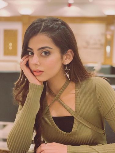 Kisah Hijrah Aktris Cantik, Masuk Islam Setelah Sempat Jadi Atheis