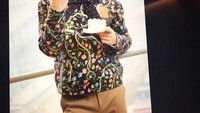 CAAKKKE !! 🍰🍰🍰🍰🍰🍰🍰🍰🍰 I know Ill get fat, but sometimes you cant really care that much😜, tulis Jackson. Wah, sepertinya ia pencinta makanan manis ya! Foto: Instagram jacksonwang852g7