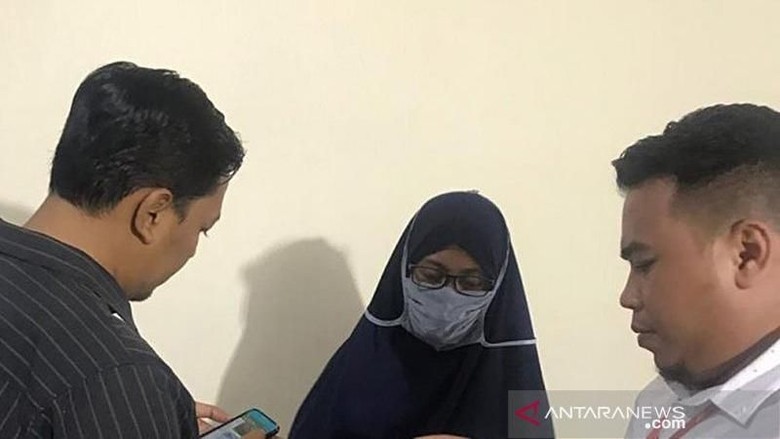 Eks Polwan Malut yang Terpapar Radikalisme Terancam 12 Tahun Penjara Eks Polwan Malut yang Terpapar Radikalisme Terancam 12 Tahun Penjara