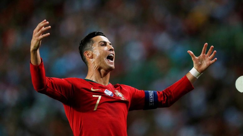 Cristiano Ronaldo (REUTERS/Rafael Marchante) Cristiano Ronaldo (REUTERS/Rafael Marchante)