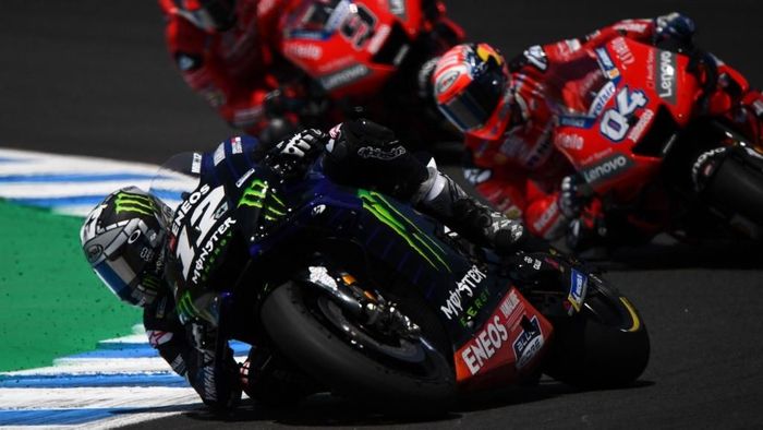 Andrea Dovizioso mewaspadai ancaman Maverick Vinales di sisa musim MotoGP 2019. (Foto: Gabriel Bouys / AFP) Andrea Dovizioso mewaspadai ancaman Maverick Vinales di sisa musim MotoGP 2019. (Foto: Gabriel Bouys / AFP)