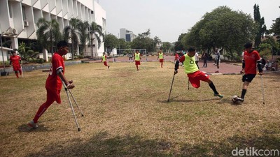 Melihat Gigihnya Para Pemain Timnas Garuda INAF Berlatih