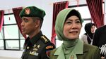 Tangis Istri Kolonel Hendi Usai Suami Dicopot dari Dandim Kendari