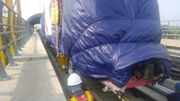 Saat ini juga progres pembangunan pra sarana LRT Jabodebek telah mencapai 66,1% dengan progres lintas pelayanan I, yaitu Cawang-Cibubur telah mencapai 85,7%. Istimewa/Dok. INKA.