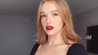 Ia juga dikenal sebagai model sejak 2011. Foto: (dok. Instagram)