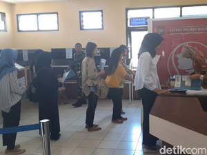 Dengan SIMANIS, Wanita di Malang Cuma Butuh 15 Menit untuk Urus SIM