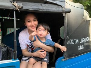 Usai Lahirkan Anak Kedua, Sandra Dewi Kok Sedih?