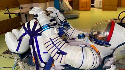 Latihan Intensif Astronot Arab Sebelum Lihat Bumi Bulat