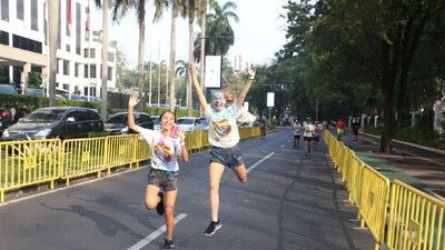 Intip Keseruan The Color Run 2019