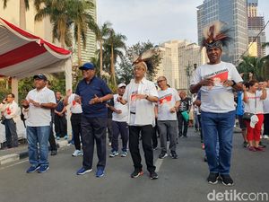 Menhub Budi Galang Dana Solidaritas Papua