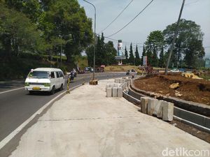 Jelang Penerapan Sistem 2-1 di Puncak, Sebagian Ruas Jalan Diperlebar