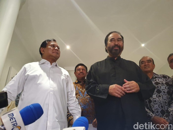 Prabowo Dinilai Melobi Partai Jokowi Meski Tak Bahas Kursi Menteri