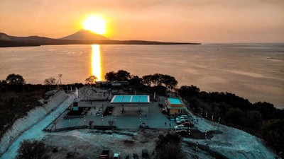 Mengintip Indahnya SPBU di Pesisir Pulau Lembata NTT