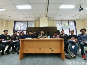 Kelompok Mahasiswa Borak Minta Jokowi Bebastugaskan Wiranto