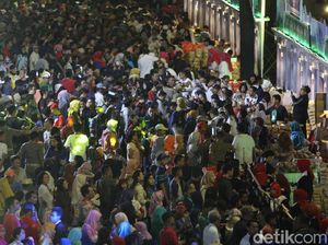 Ribuan Warga Nikmati Kuliner Gratis dalam Pesta Rakyat HUT Jatim